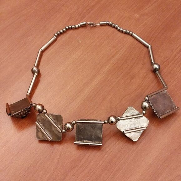 18," Tribal Necklace - Picture 2 of 4